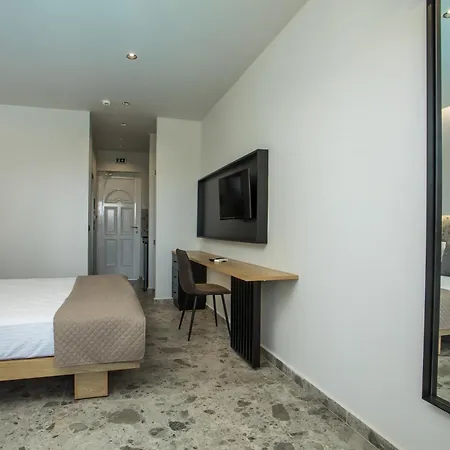 Hotel apartamentowy Dias & 4*