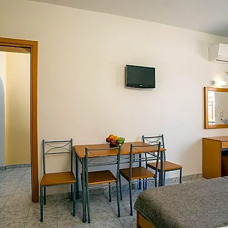 Dias & Aparthotel Faliraki