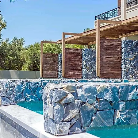 Dias & Faliraki