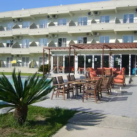 Dias & Aparthotel