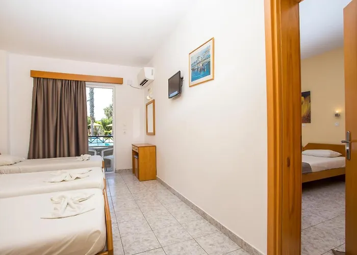 Hotel de apartamente Dias & 4*