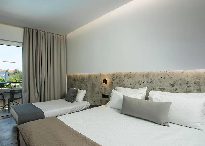 Dias Studios&suites 4*