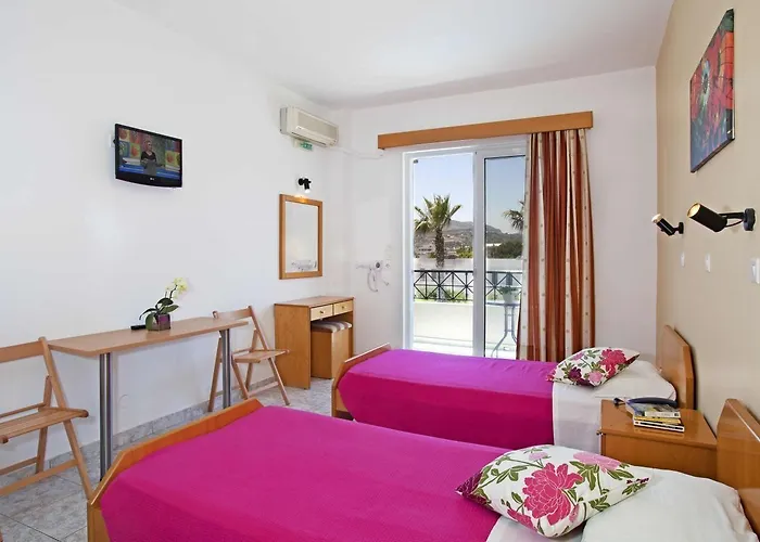 Aparthotel Dias & 4*