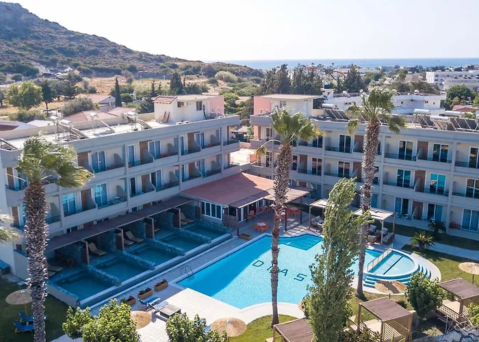 Dias Studios&suites 4*