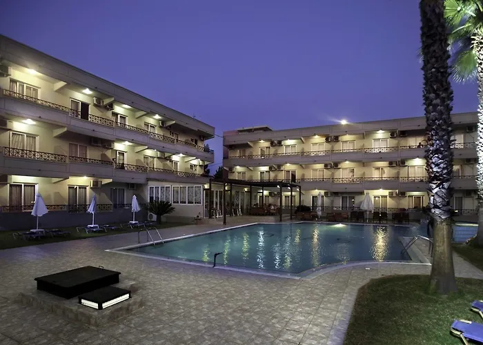 Dias Studios&suites 4*