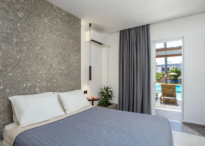 Dias & Aparthotel 4*